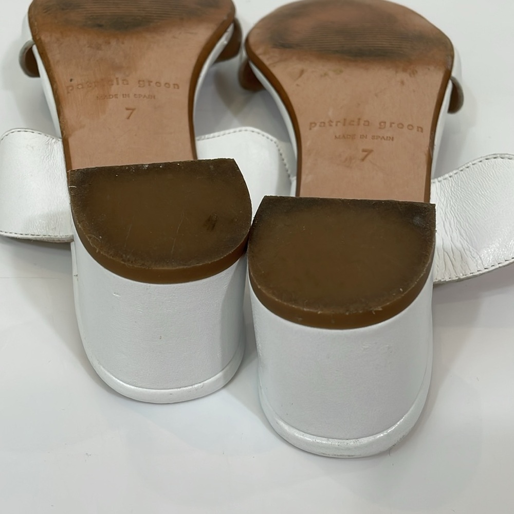 Patricia Green Palm Beach Block Sandals Size 7 White Low Heel Slip On - Picture 11 of 14